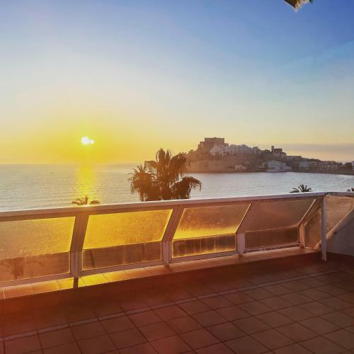 Apartamento �tico Bah�a Mar Pe��scola