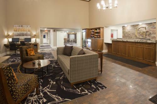 Grandstay Hotel & Suites - Morris