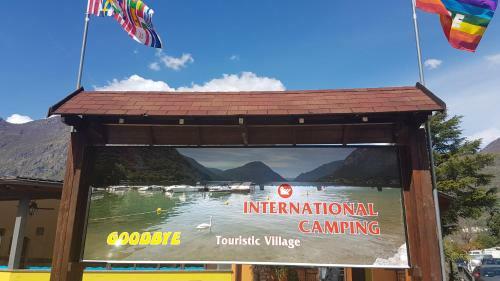 Chalet Lake Lugano, Vienna 18