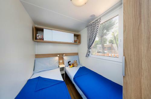 Albatross Mobile Homes On Camping Laguna Village