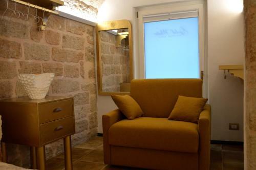 Hostal Gold White Exclusive House