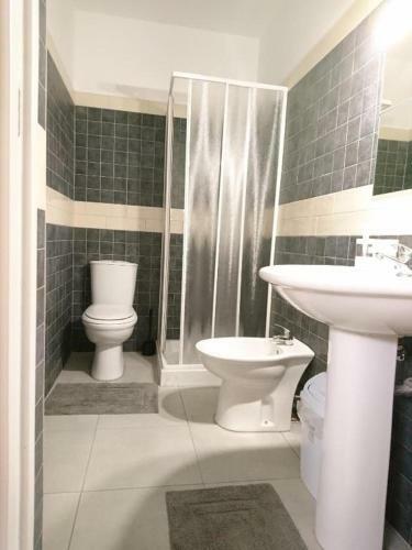 Hostal Happy Days Randazzo Centro Chiamaci !!!