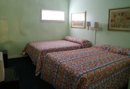 University Motel And Suites