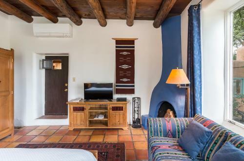 Inn Of The Turquoise Bear Bed And Breakfast