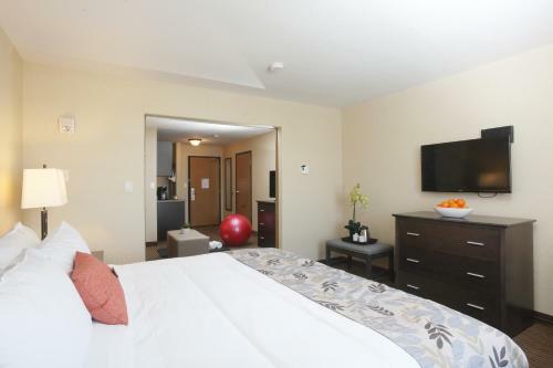Hotel Pomeroy Inn & Suites At Olds College