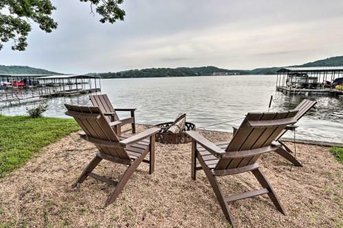 Contemporary Lakeside Haven With Dock And Hot Tub