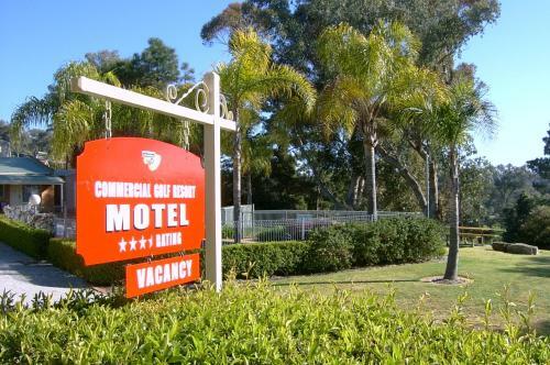 Motel Commercial Golf Resort