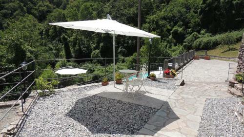 Bed & Breakfast Borgo Di Codeglia - Country Rooms