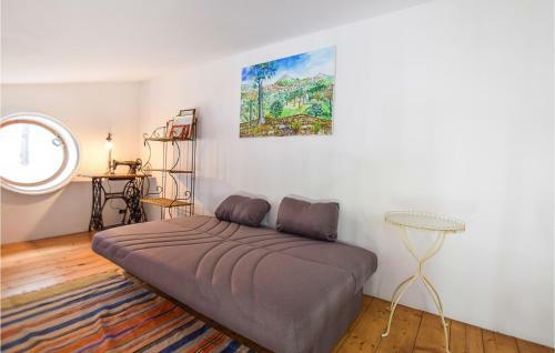 Awesome Home In Roccagloriosa With 2 Bedrooms