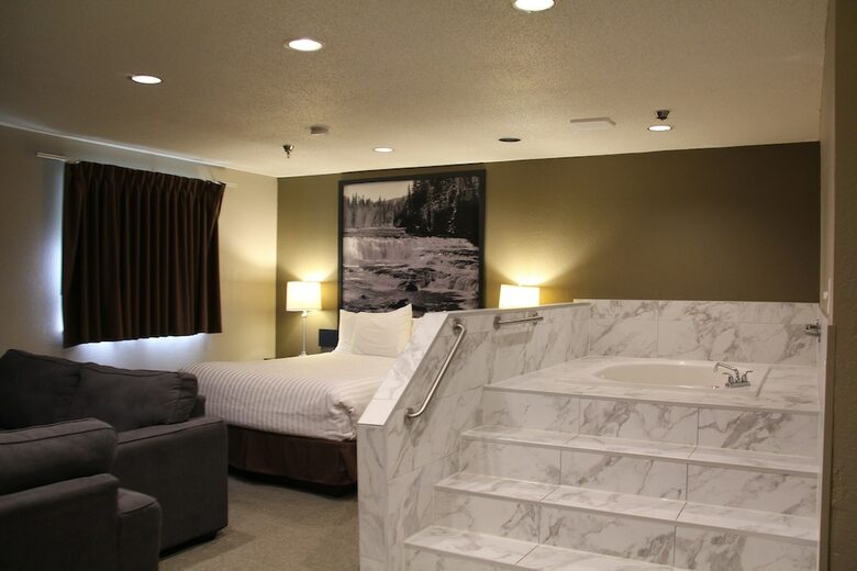 Hotel Super 8 Kamloops