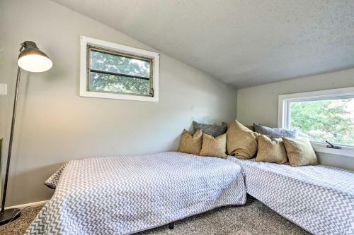 Osage Beach Family Hideaway On No-wake Cove!