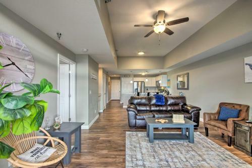 Apartamento Updated Lakefront Condo And Patio And Pool Access