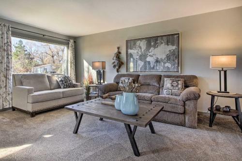 Cozy Choteau Home With Fire Pit, Grill, Yard!