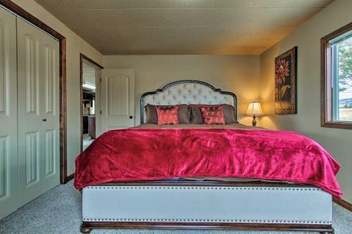 Helena Home With Covered Patio And Views!
