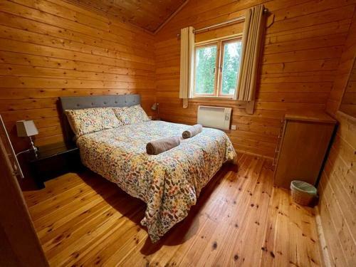 Lilly Lodge, Lake Pochard