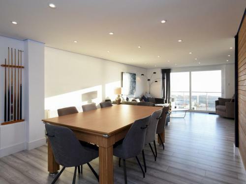 Pass The Keys Amazing Views High End Beachfront 3bed Sleeps 7