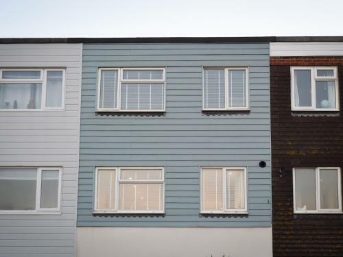 Pass The Keys Amazing Views High End Beachfront 3bed Sleeps 7