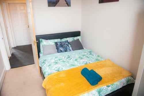 Delightful Central, Seaside Apartment-with Free Parking