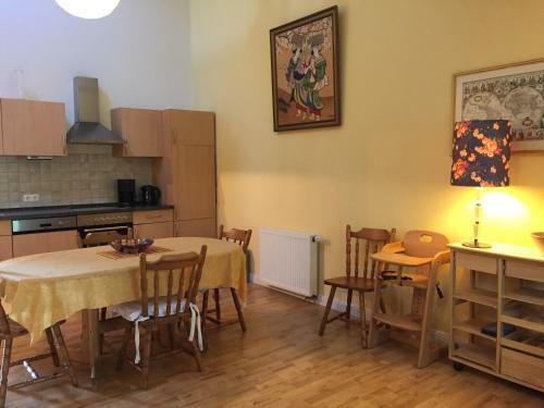 Apartamento Zur Windrose Ferienwohnung An Der Windm�hle Labbus