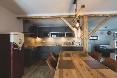 Apartamento Modernes Loft Vor Den Toren Des Chiemgaus