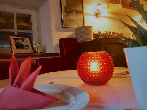 Hotel Schiefes Haus