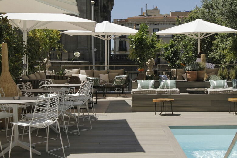Hotel Oasis