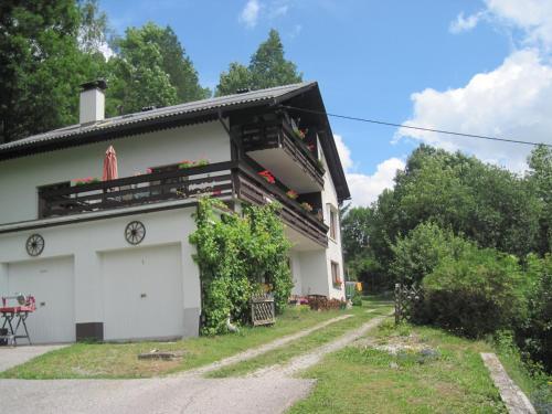 Hostal Chalet Catton