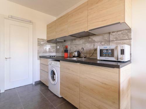 203 Modern 1 Bedroom Apartment, Pool, Terrace, Wifi