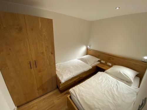 Hostal Berggasthof Zur Glocke