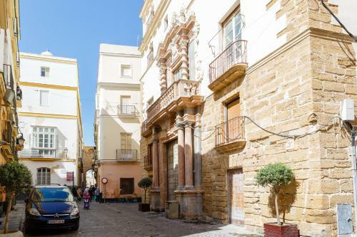 Catedral View Apartment By Cadiz4rentals