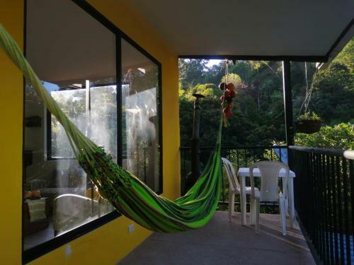 Hostal Alojamiento El Regalo