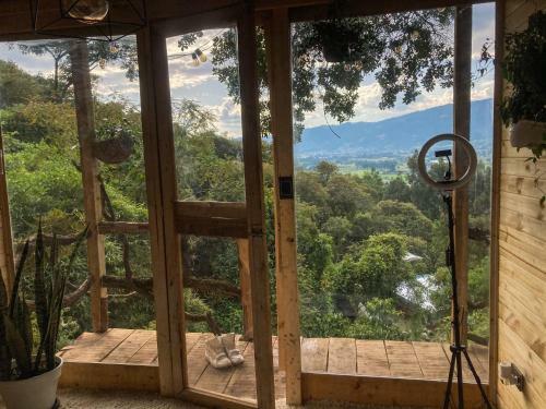 Casa En El �rbol Glamping Urantia