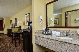 Hotel Best Western Plus Mansfield Inn And Suites