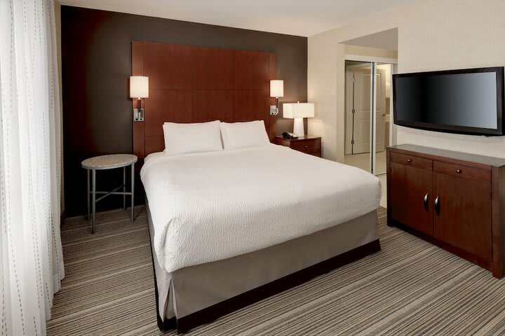 Hotel Residence Inn By Marriott Calgary Airport