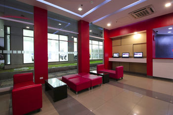 Tune Hotel Aseana City