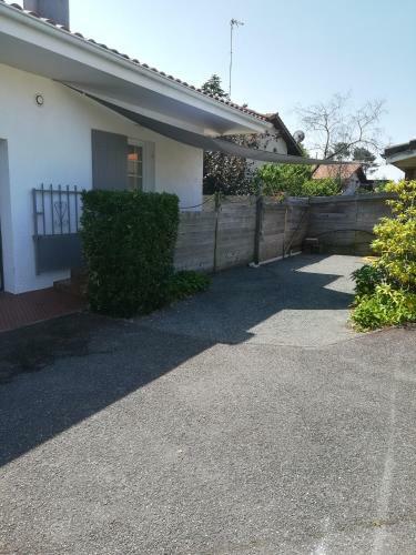 Gite Jardin/terrasse Cosy Pres Plages