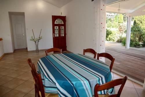 Magnifique Villa Avec Jardin Proche de La Plage