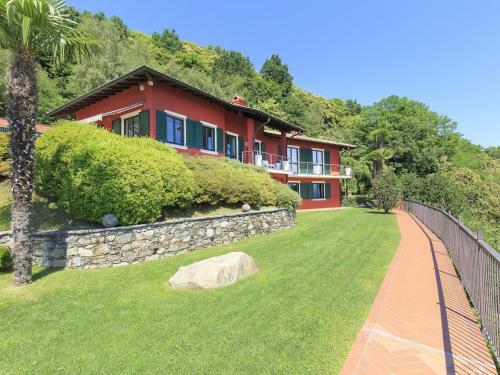 Villa Falcone 3 Bedrooms 6 Pax