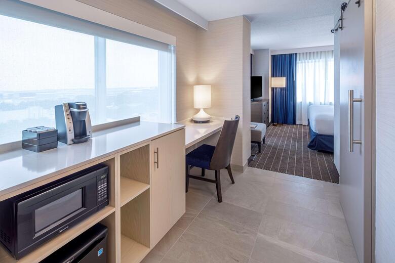 Hotel Embassy Suites Logan Airport