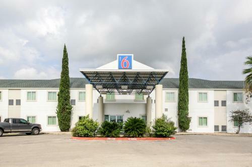 Motel 6 New Braunfels