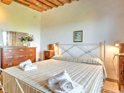 Tranquil Apartment In Boccheggiano With Private Garden