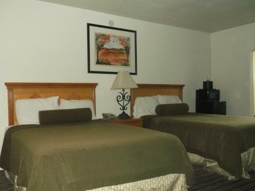 Hotel Travel Inn And Suites