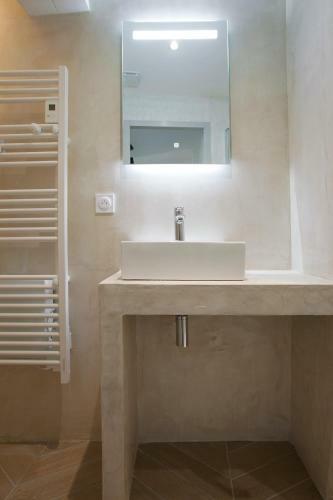 La Nuit Arl�sienne - Exclusive Apartments