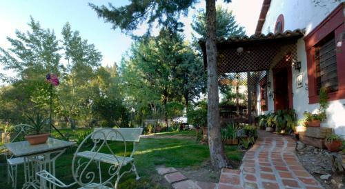 Hostal Casa Rural Finca Umbr�a