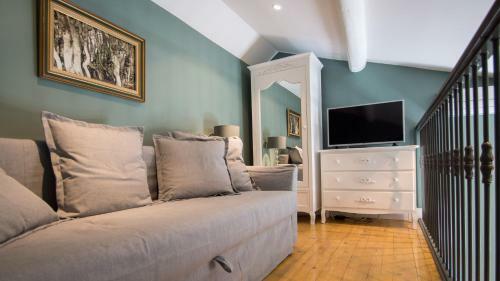 Hostal Maison D'h�tes "au Coeur D'avignon"