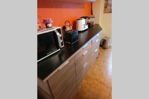 Maisonnette de Charme Ideale Au Calme Intra Muros