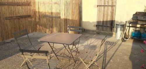 Le Petit Mas Entre Provence Et Camargue 5 Pers