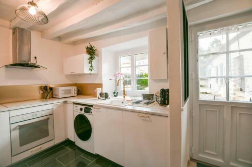 Instant Fleury: Maison de Caract�re, Jardin Secret