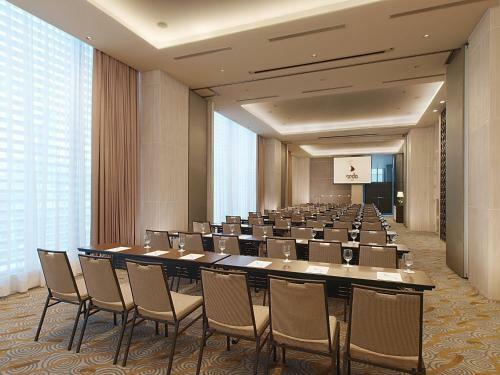Hotel Seda Bonifacio Global City