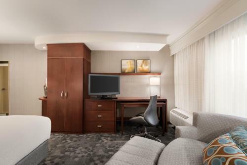 Hotel Courtyard By Marriott Potomac Mills Woodbridge